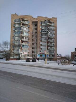 Апартаменты Apartment on Auezova 55 Щучинск Улучшенный семейный номер-15